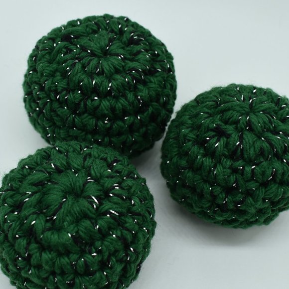 Handcrafted Crochet Catnip Sparkly green  cat toy balls Bundle of three - Picture 3 of 5